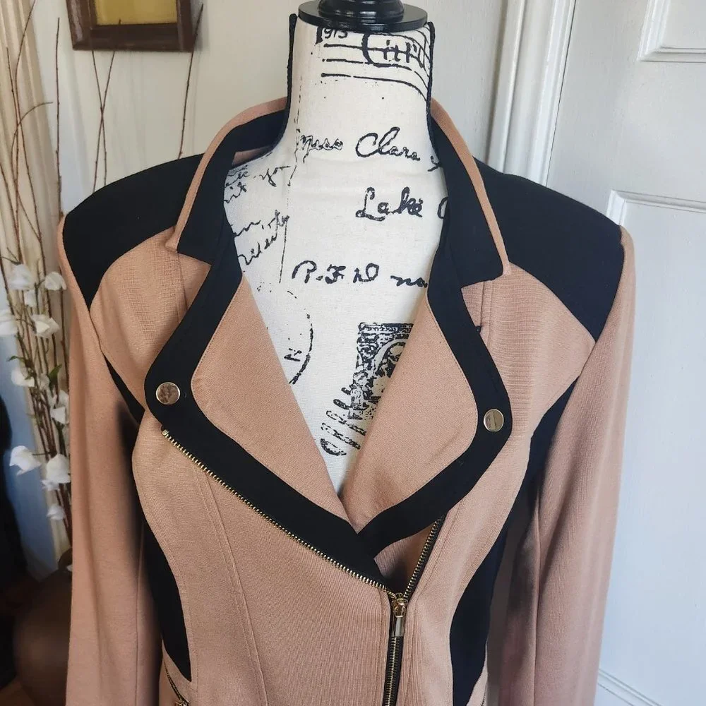 IMAN Black and Tan Woman’s Jacket with Gold Zippers NWOT Sz M